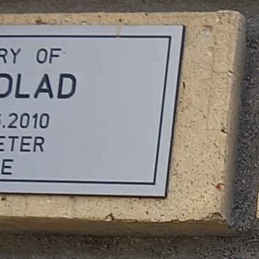 GOODLAD Brian 1930-2004 &amp; Adele 1933-2010