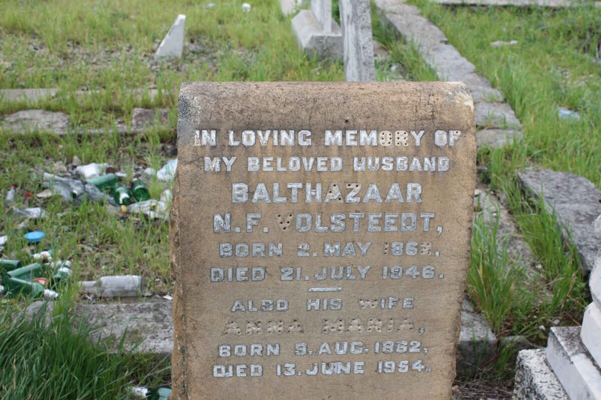 VOLSTEEDT Balthazaar N.F. 1862-1946 &amp; Anna Maria 1862-1954