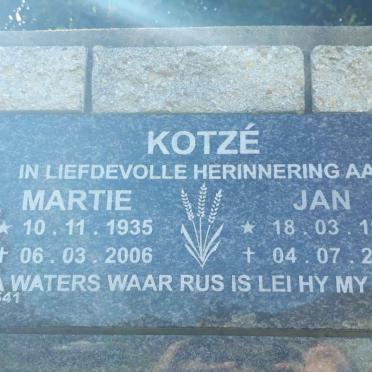 KOTZÉ Jan 1928-2010 &amp; Martie 1935-2006