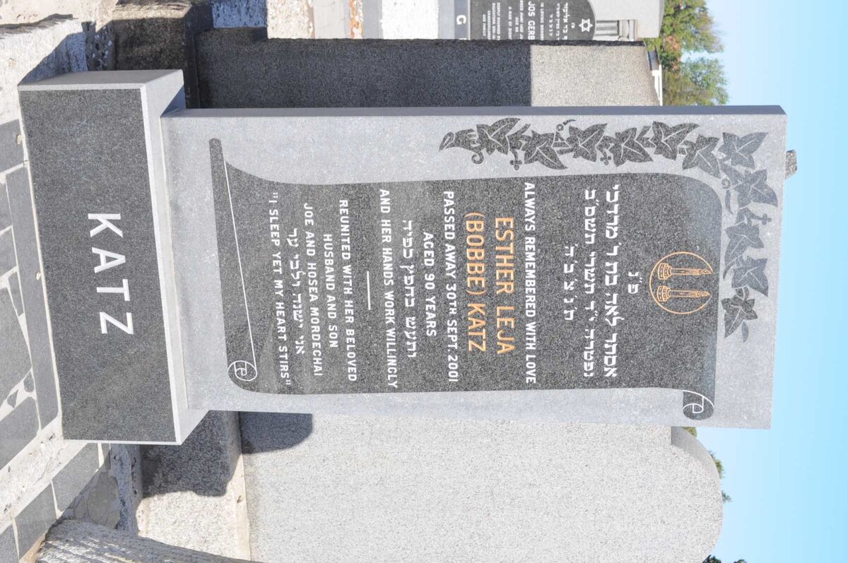 KATZ Esther Leja -2001