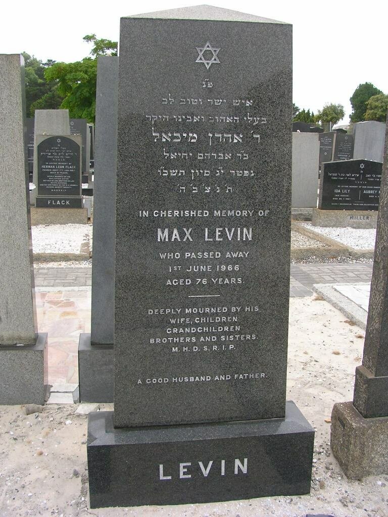 LEVIN Max -1966