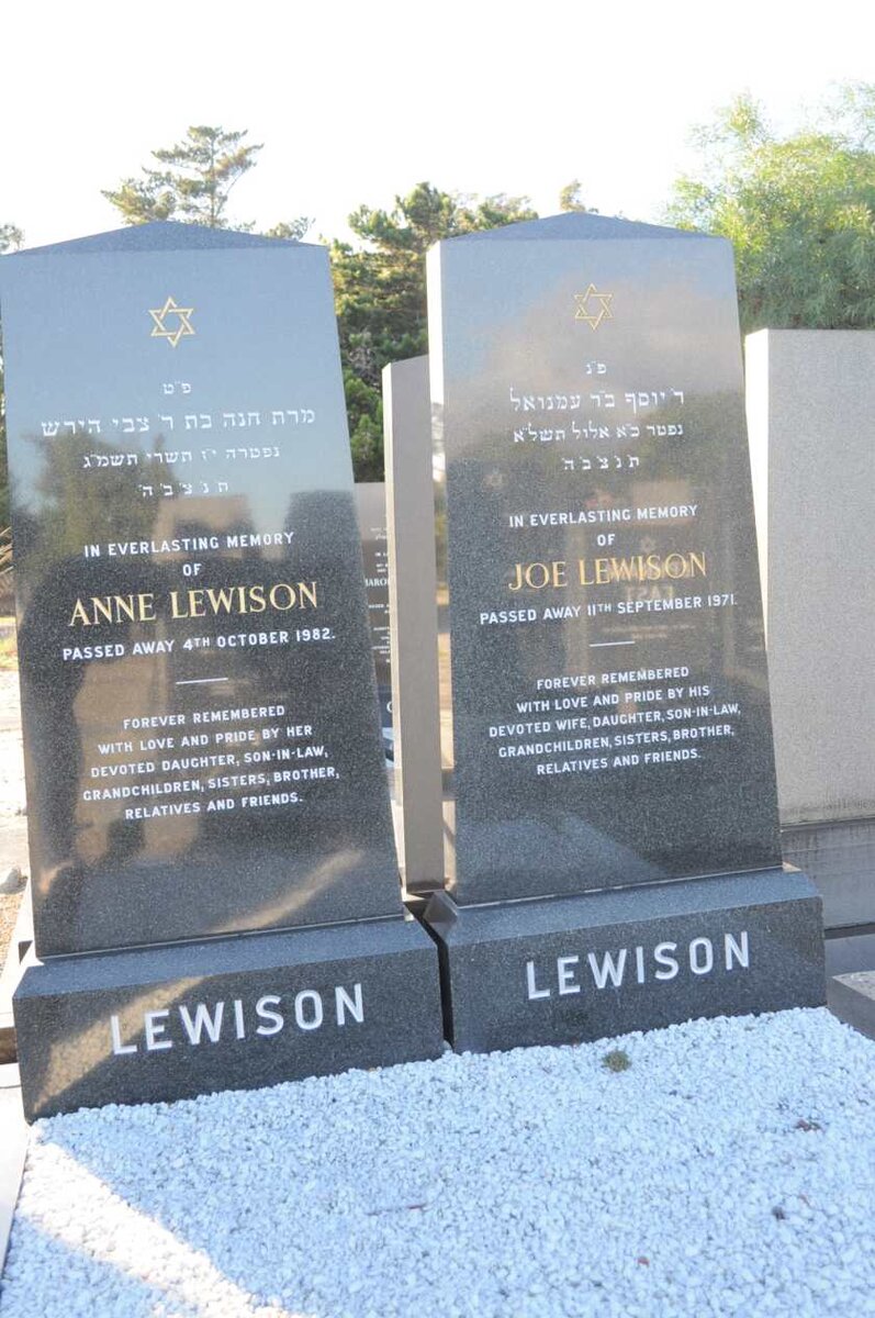 LEWISON Joe -1971 &amp; Anne -1982