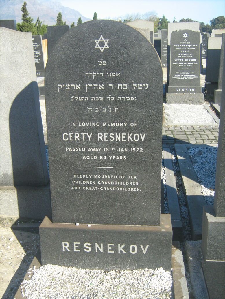 RESNEKOV Gerty -1972