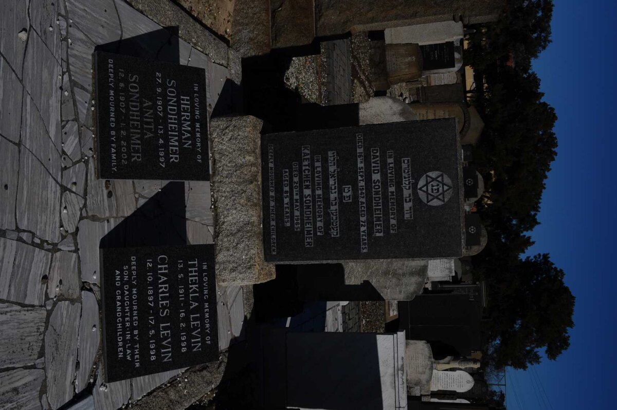 SONDHEIMER David -1947 &amp; Kaetchen -1965 :: SONDHEIMER Herman 1907-1997 &amp; Anita 1907-2002