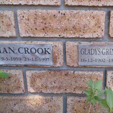 CROOK Ian 1959-1997 :: GRINSTEAD Gladys 1902-1983