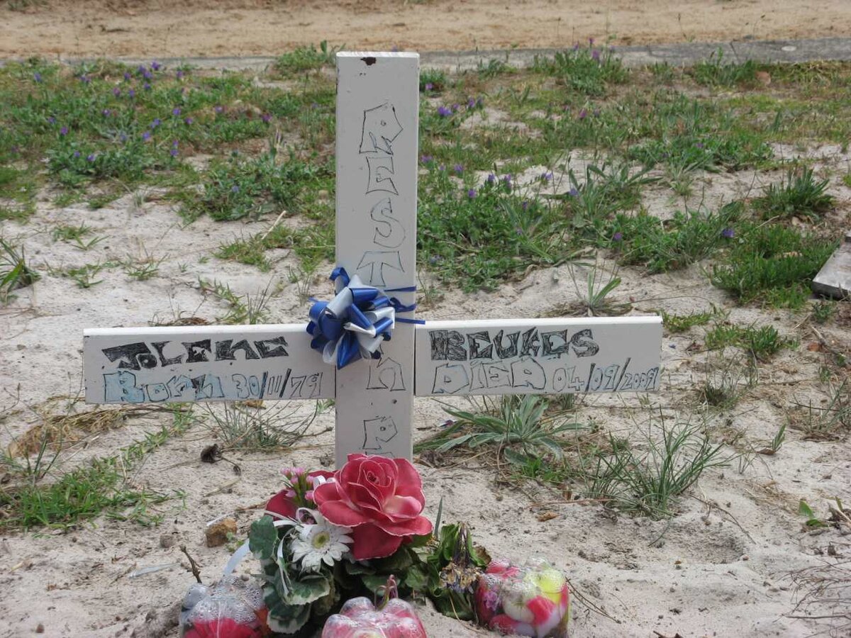 BEUKES Jolene 1979-2009