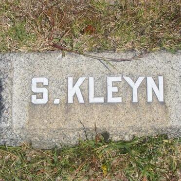 Kl - Surnames starting with the letters Kl