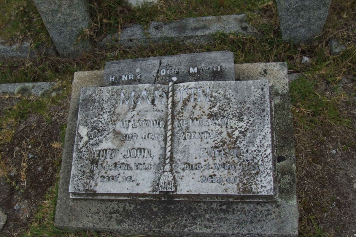 MARTIN Henry John -1929 &amp; Evelyn -1953
