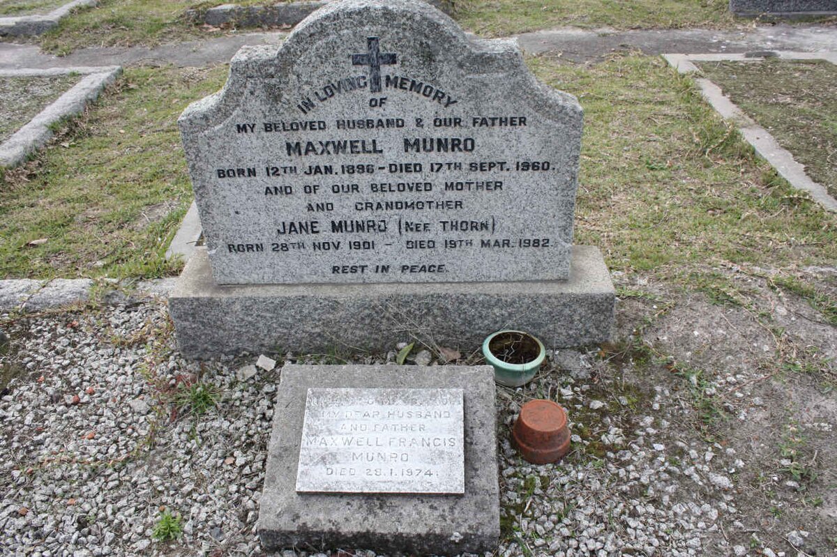 MUNRO Maxwell 1896-1960 &amp; Jane THORN 1901-1982 :: MUNRO Maxwell Francis -1974