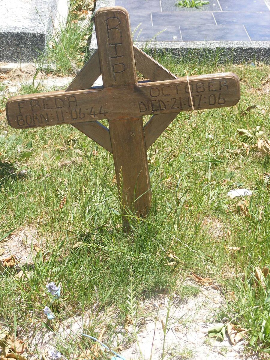 OCTOBER Freda 1944-2006