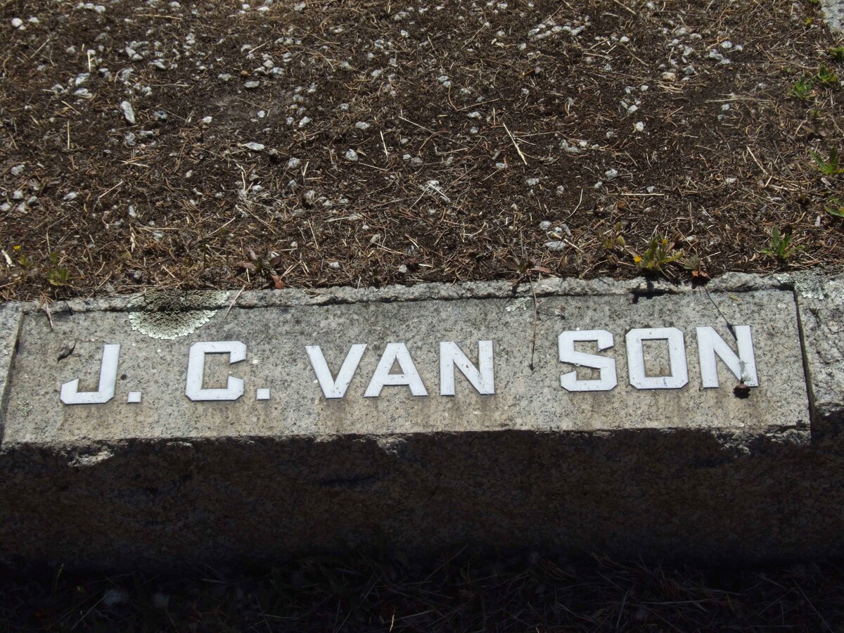 SON J.C., van