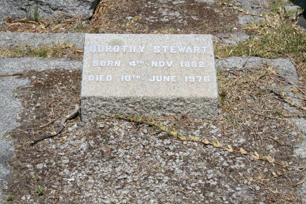 STEWART Dorothy 1882-1976