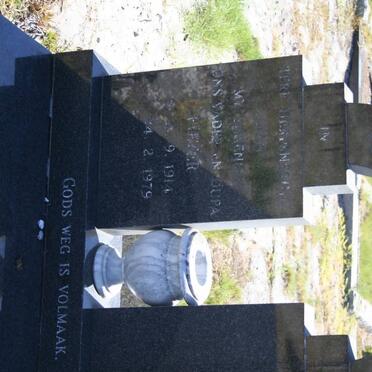 VILJOEN Pieter 1914-1979