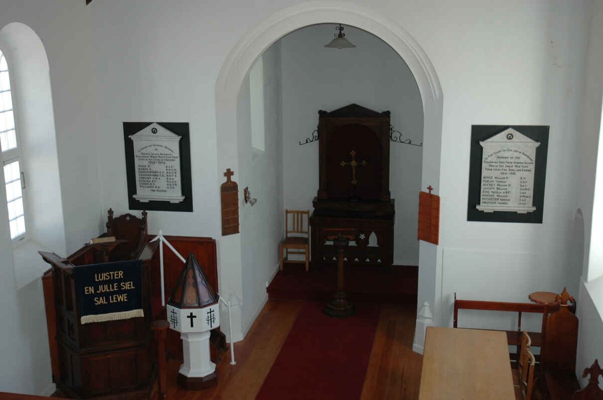 2. Inside the Garrison Church