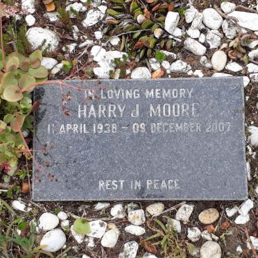 MOORE Harry J. 1938-2007