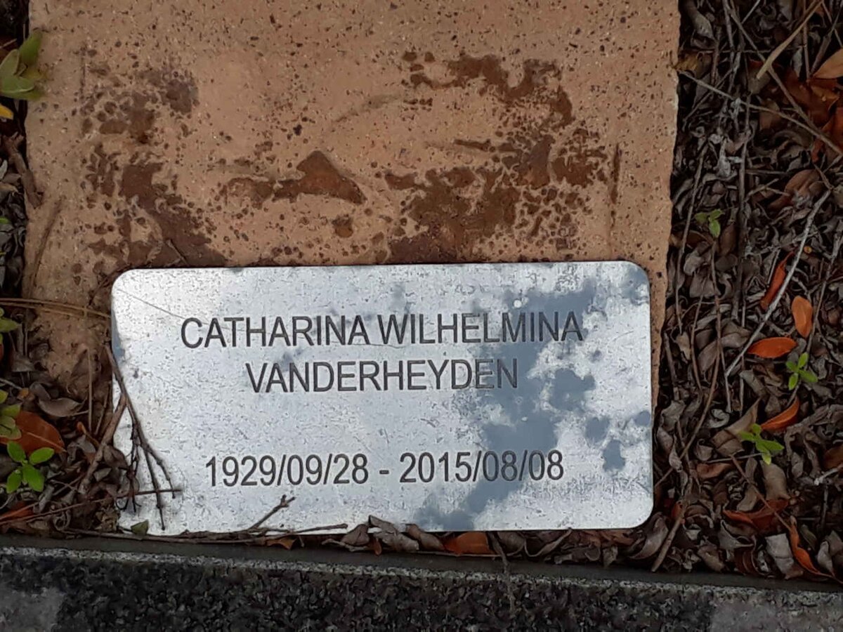 VANDERHEYDEN Catharina Wilhelmina 1929-2015
