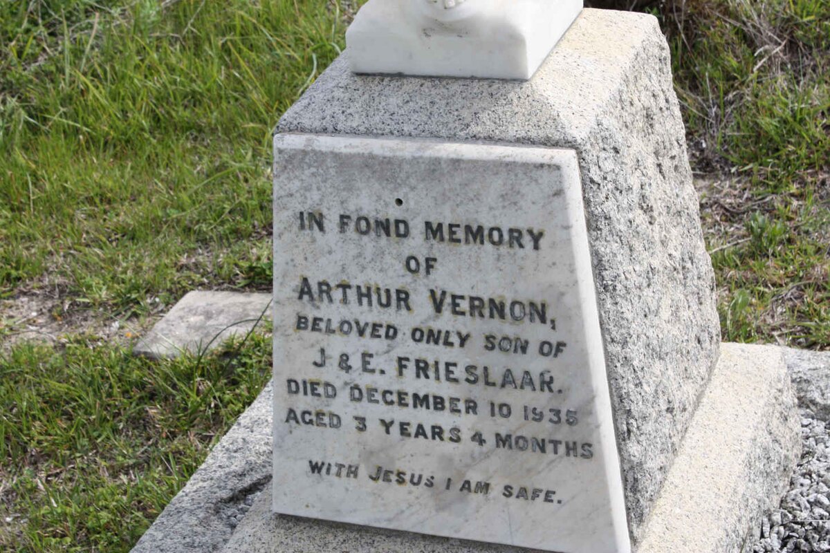 FRIESLAAR Arthur Vernon -1935