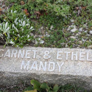 MANDY Garnet &amp; Ethel