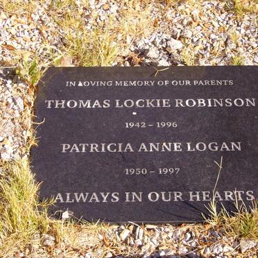 ROBINSON Thomas Lockie 1942-1996 &amp; Patricia Anne LOGAN 1950-1997