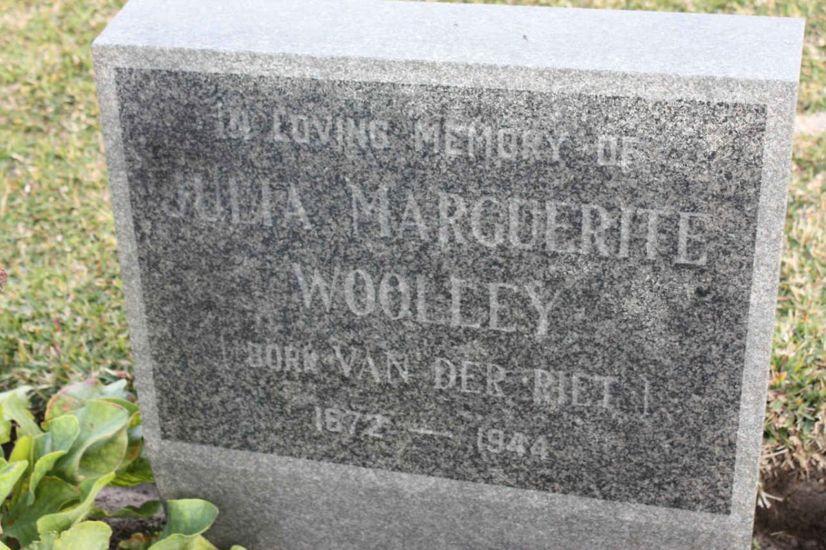 WOOLLEY Julia Marguerite nee VAN DER RIET 1872-1944