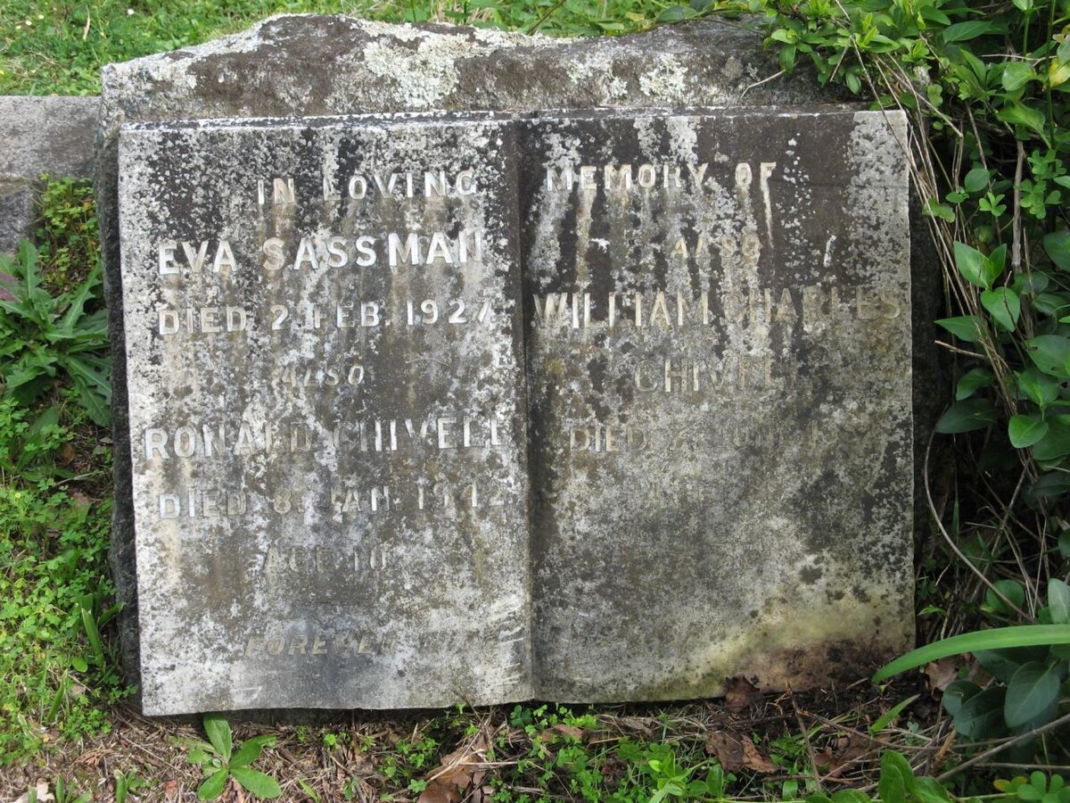 SASSMAN Eva -1927 :: CHIVELL Ronald -1942 :: CHIVELL William Charles