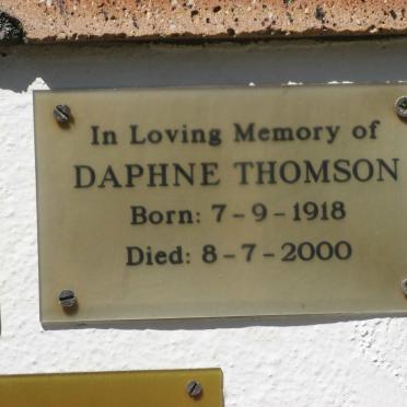 THOMSON Daphne 1918-2000