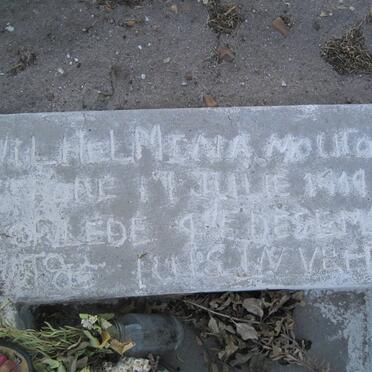 MOUTON Wilhelmina 1919-?