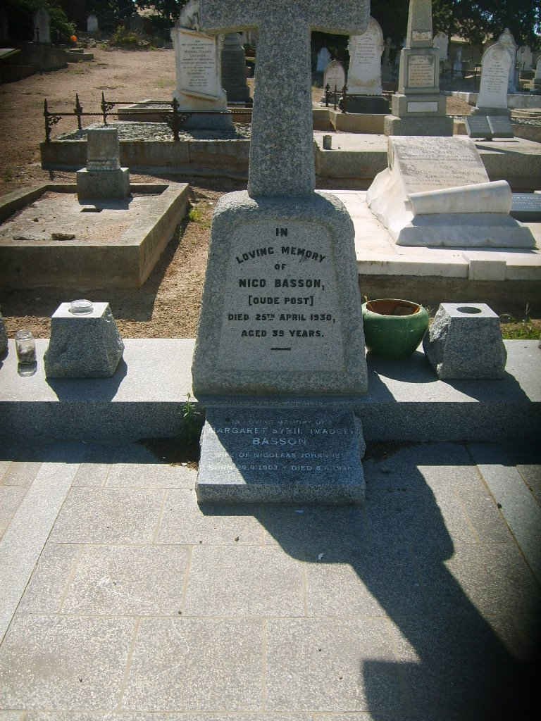 BASSON Nico -1930 &amp; Margaret Sybil 1903-19??