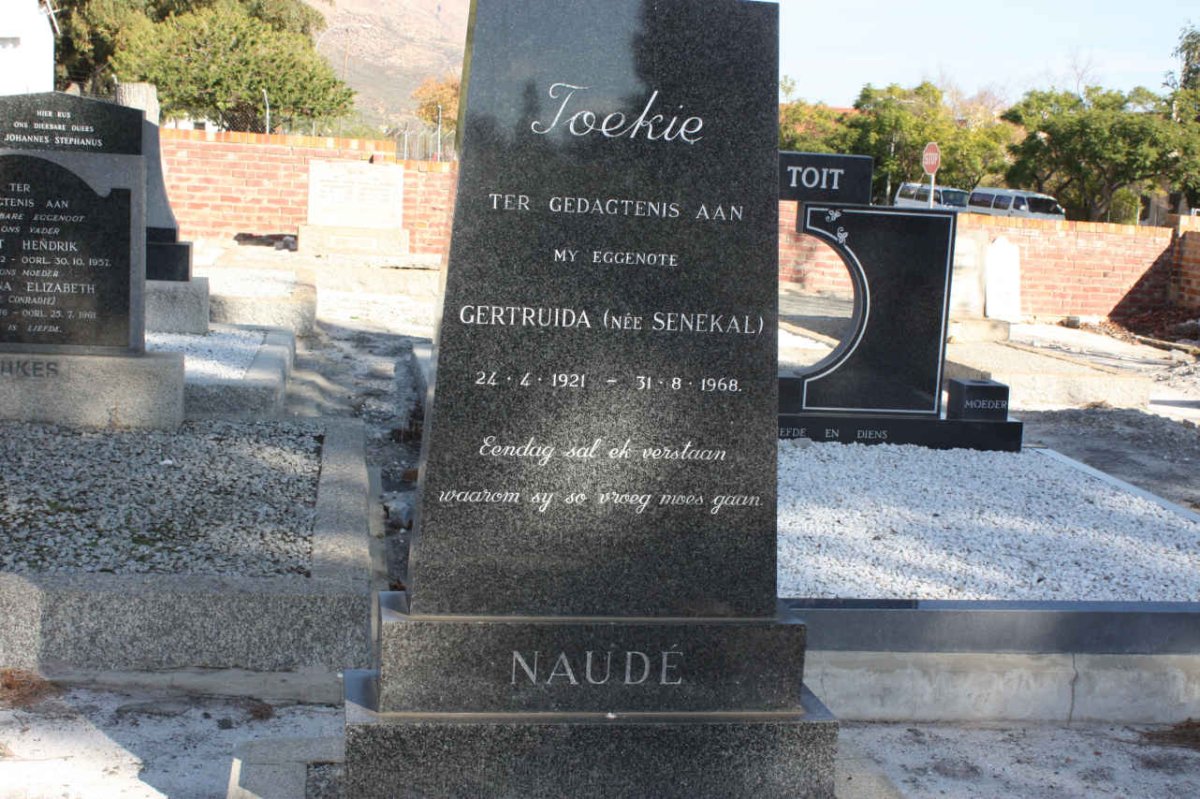 NAUDE Gertruida nee SENEKAL 1921-1968