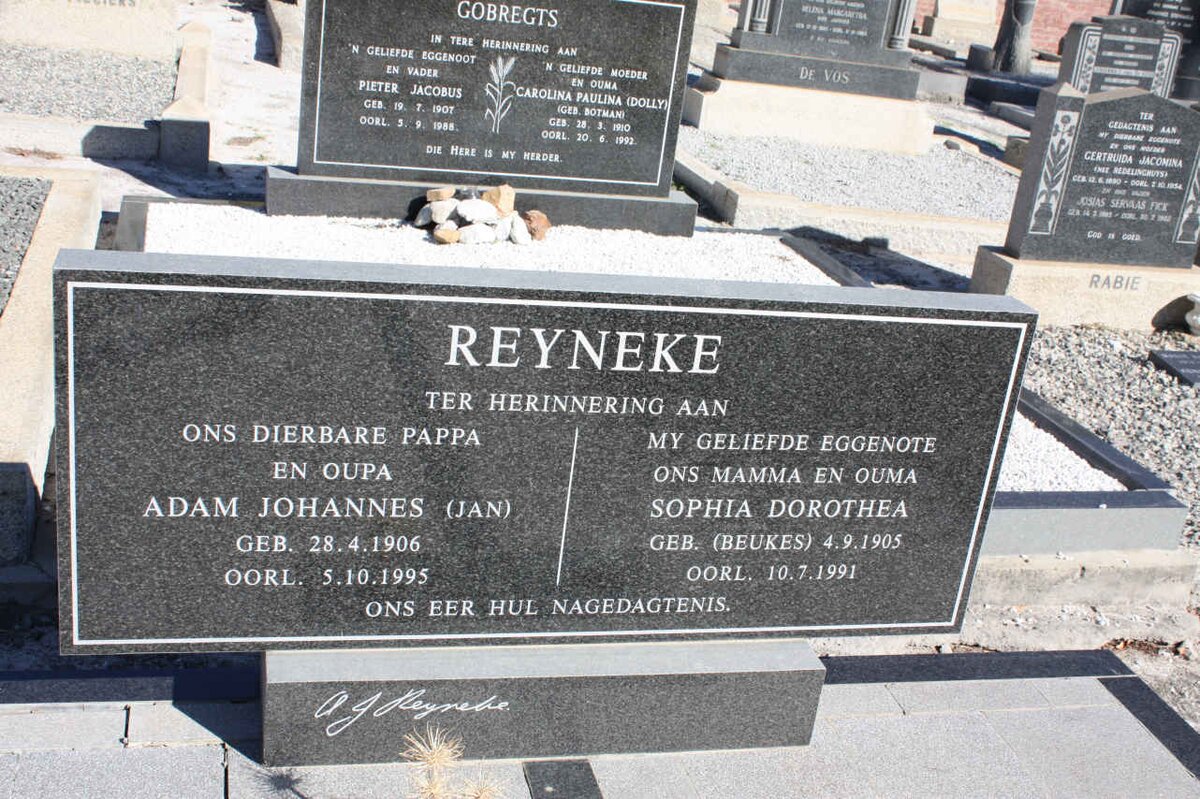 REYNEKE Adam Johannes 1906-1995 &amp; Sophia Dorothea BEUKES 1905-1991