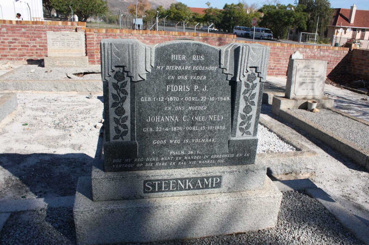 STEENKAMP Floris P.J. 1870-1949 &amp; Johanna C. NEL 1876-1950