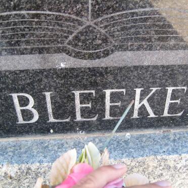 BLEEKER Jacobus N.L. 1893-1974 &amp; Martha J.E.V. 1907-1992