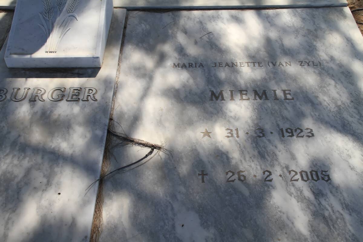 BURGER Maria Jeanette nee VAN Zyl 1923-2005