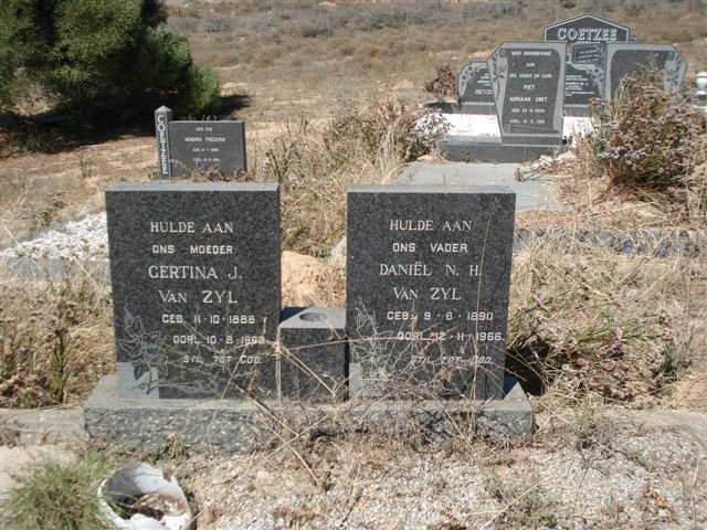 ZYL Daniël N.H., van 1890-1968 &amp; Gertina J. 1888-1969