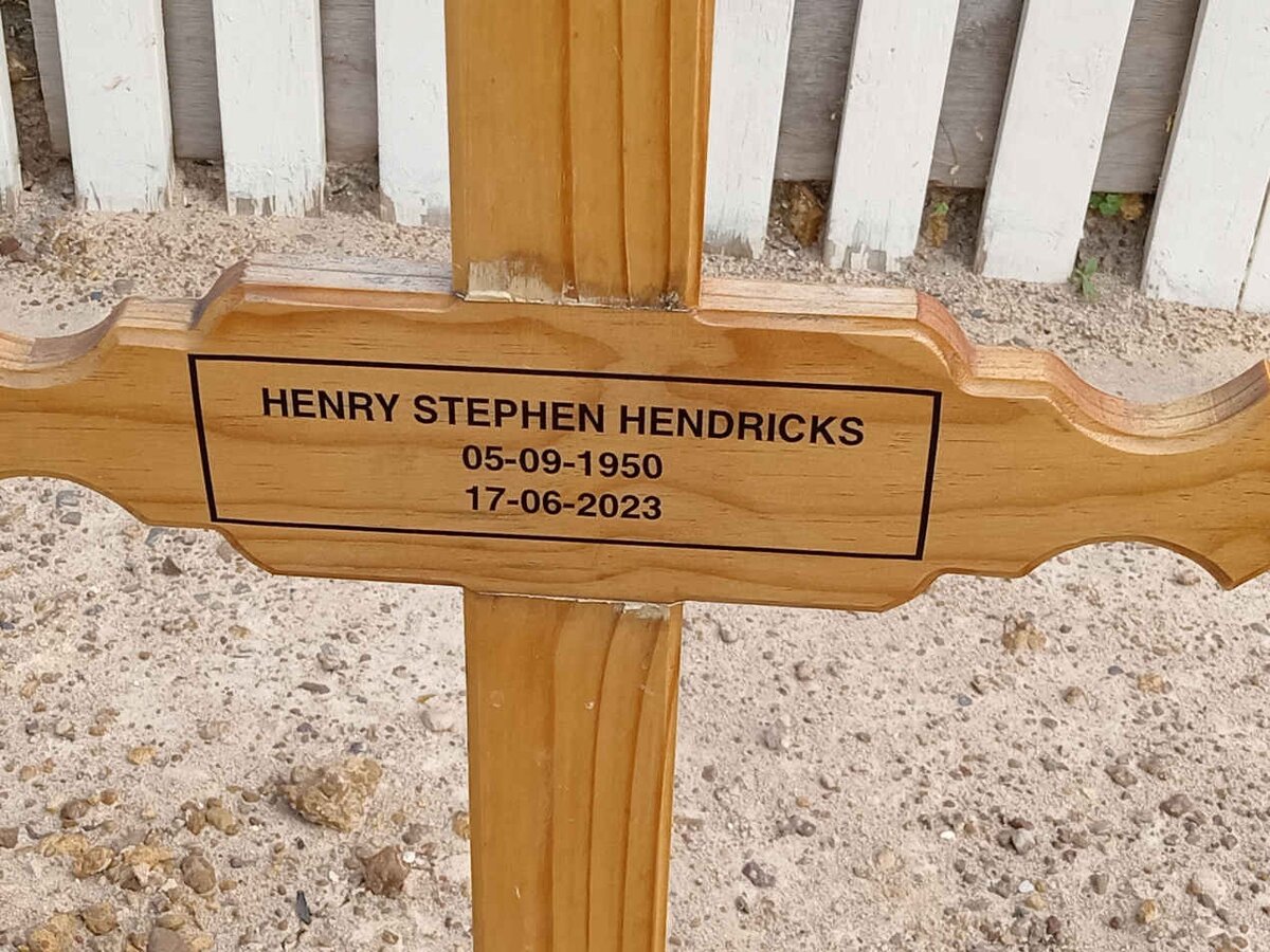 HENDRICKS Henry Stephen 1950-2023