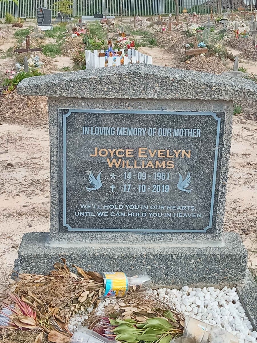 WILLIAMS Joyce Evelyn 1951-2019