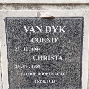 DYK Coenie, van 1944- &amp; Christa 1959-
