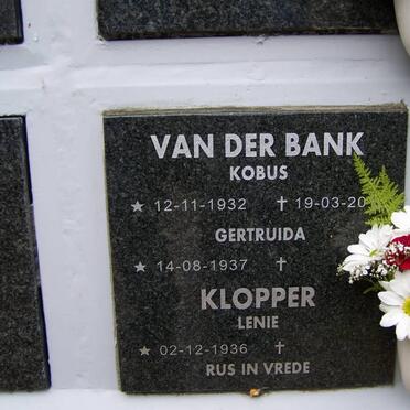 BANK Kobus, van der 1932-20?? &amp; Gertruida 1937- :: KLOPPER Lenie 1936-