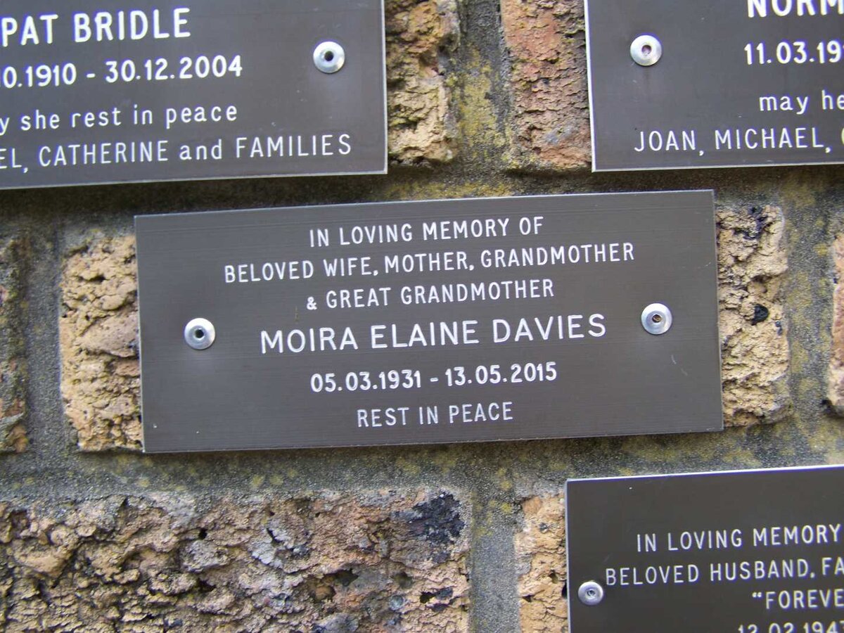 DAVIES Moira Elaine 1931-2015