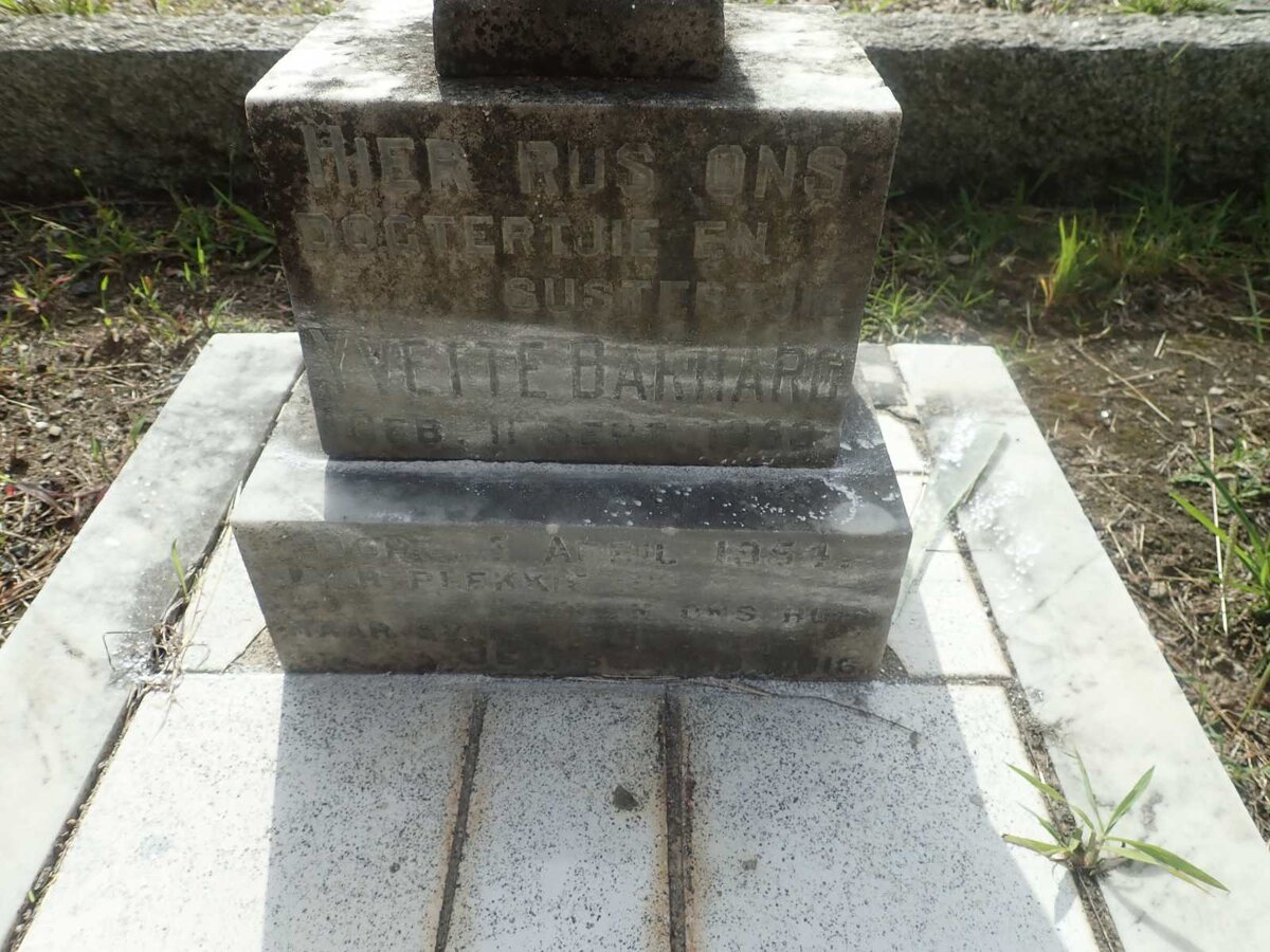 BARNARD Yvette 1953-1954