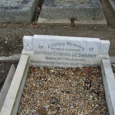 SWARDT Arthur Edward, de 1911-1940