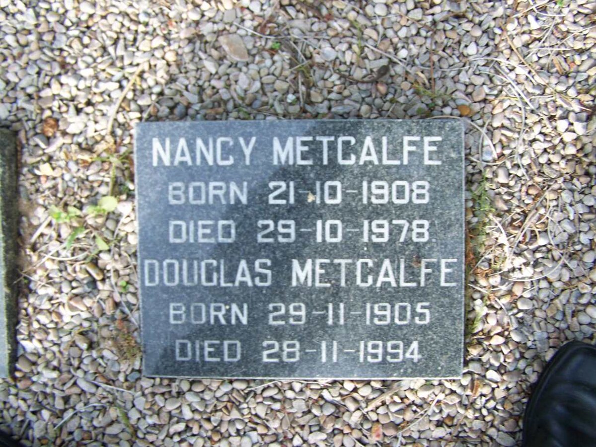 METCALFE Douglas 1905-1994 &amp; Nancy 1908-1978
