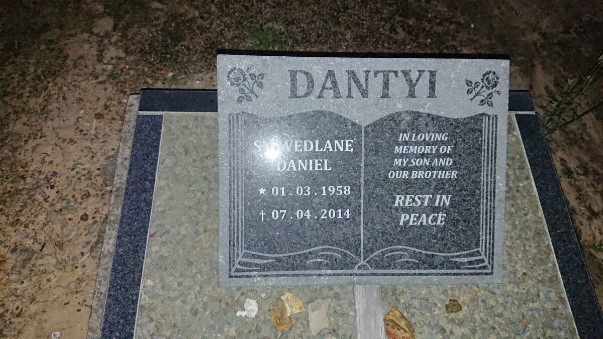 DANTYI S?wedlane Daniel 1958-2014