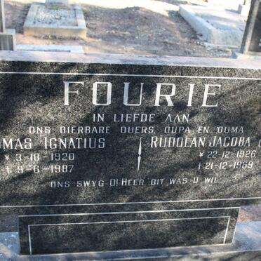 FOURIE Thomas Ignatius 1920-1987 &amp; Rudolan Jacoba ELLIS 1926-1969