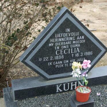 KUHN Cecilia 1898-1986