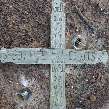 LEWIS Sophie 1939-2011