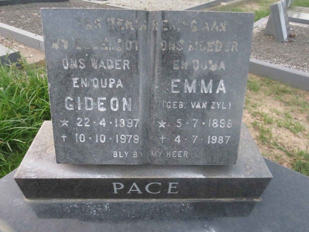 PACE Gideon 1897-1979 & Emma VAN ZYL 1898-1987
