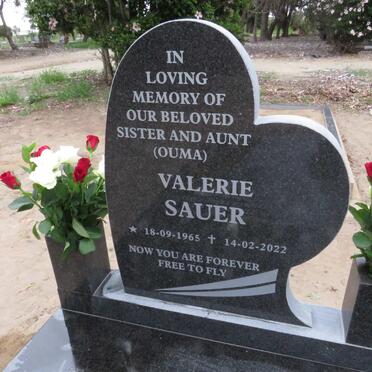 SAUER Valerie 1965-2022