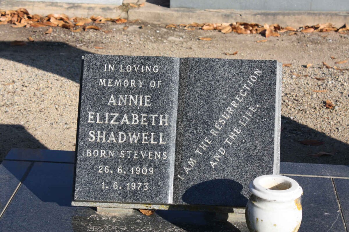 SHADWELL Elizabeth nee STEVENS 1909-1973