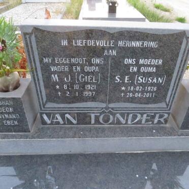 TONDER M.J., van 1921-1997 &amp; S.E. 1926-2011